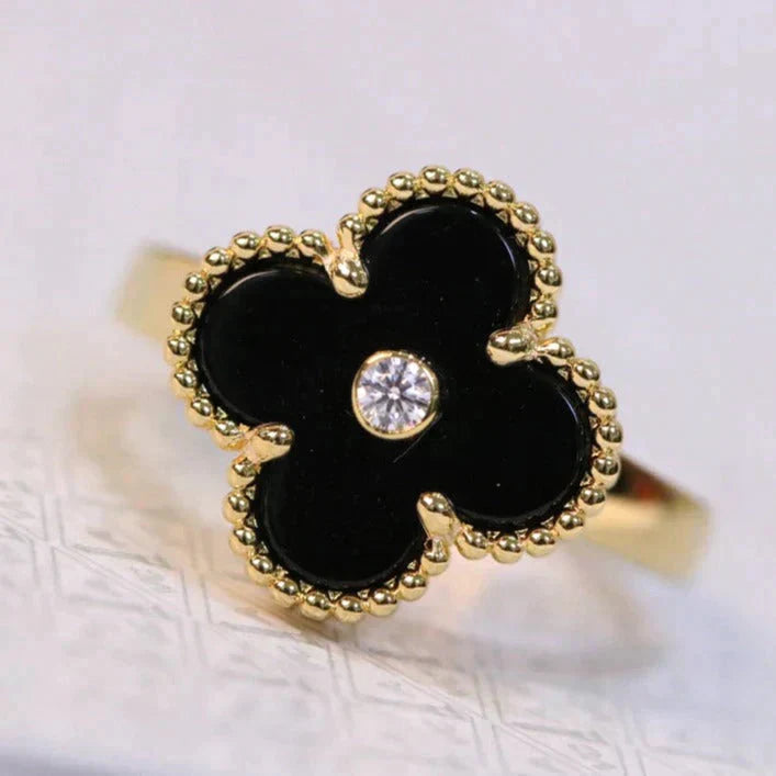 [Moco] KLEEBLATT ONYX RING GOLD DIAMANT