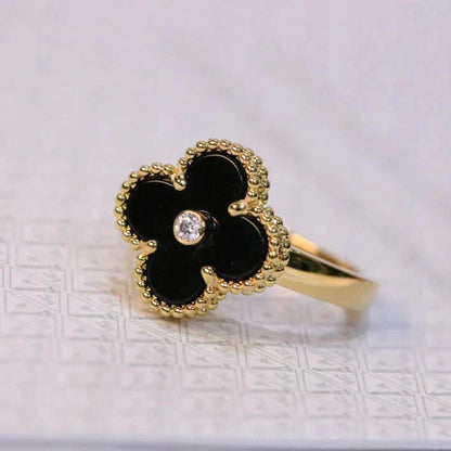 [Moco] KLEEBLATT ONYX RING GOLD DIAMANT