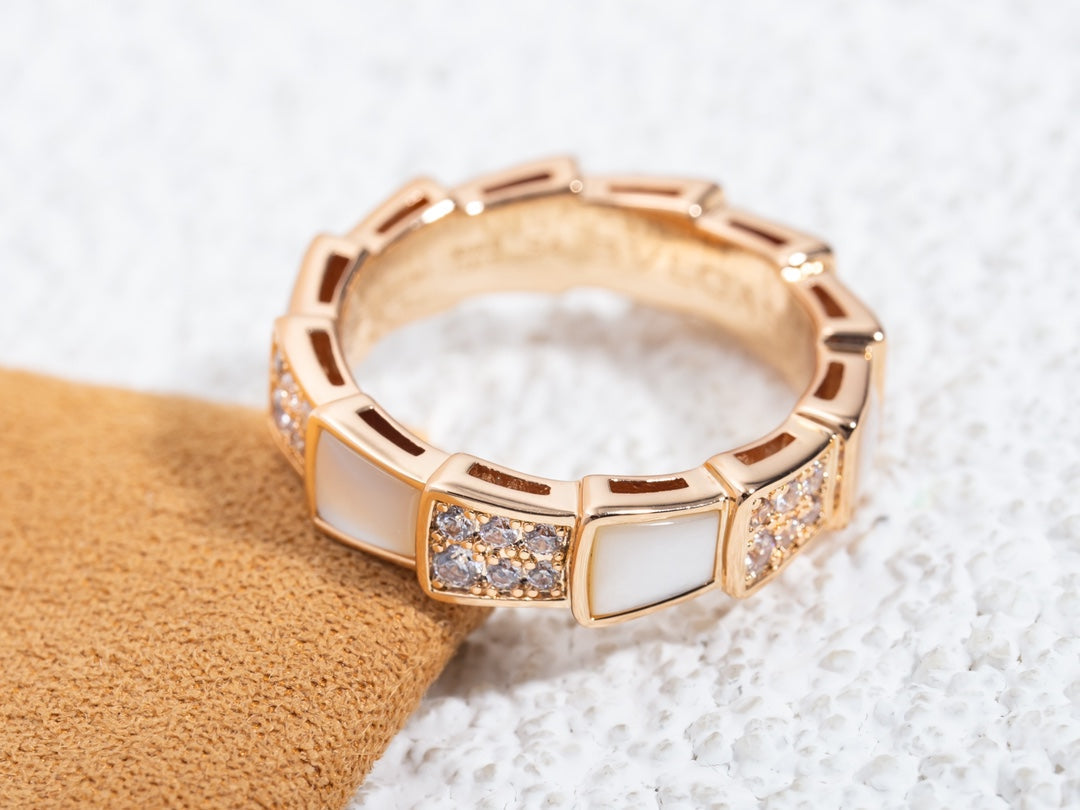 [Moco]SERPENTI RING ROTGOLD MIT DIAMANTEN 4MM