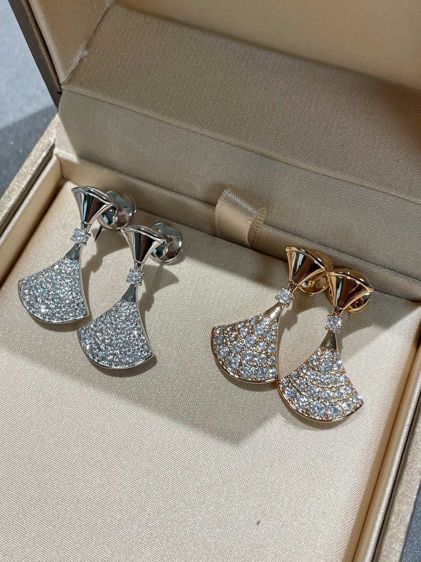 [Moco]DREAM EARRINGS DIAMOND