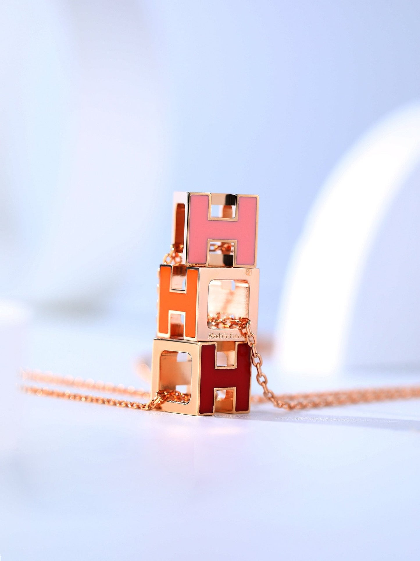 [Moco]H CAGE PINK GOLD NECKLACE