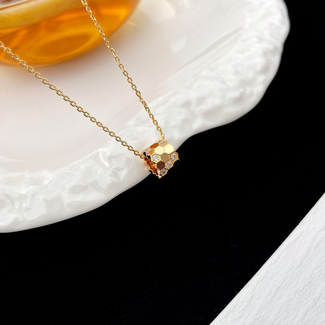 [Moco]BEE MINI PEDANT DIAMOND NECKLACE