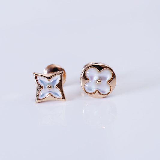 [Moco]STAR AND SUN PINK GOLD MOP STUD EARRINGS