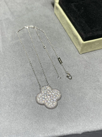 [Moco]CLOVER 25MM LARGE PENDANT DIAMOND PAVED SILVER NECKLACE