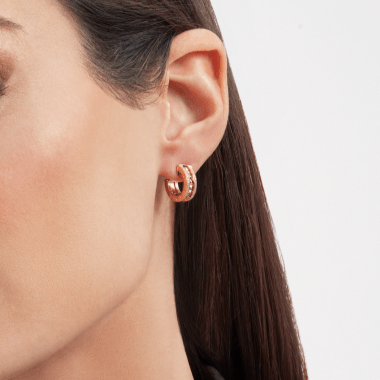 [Moco]ZERO 1 ROCK GOLD EARRINGS WITH STUDDED SPIRAL AND PAVED DIAMONDS