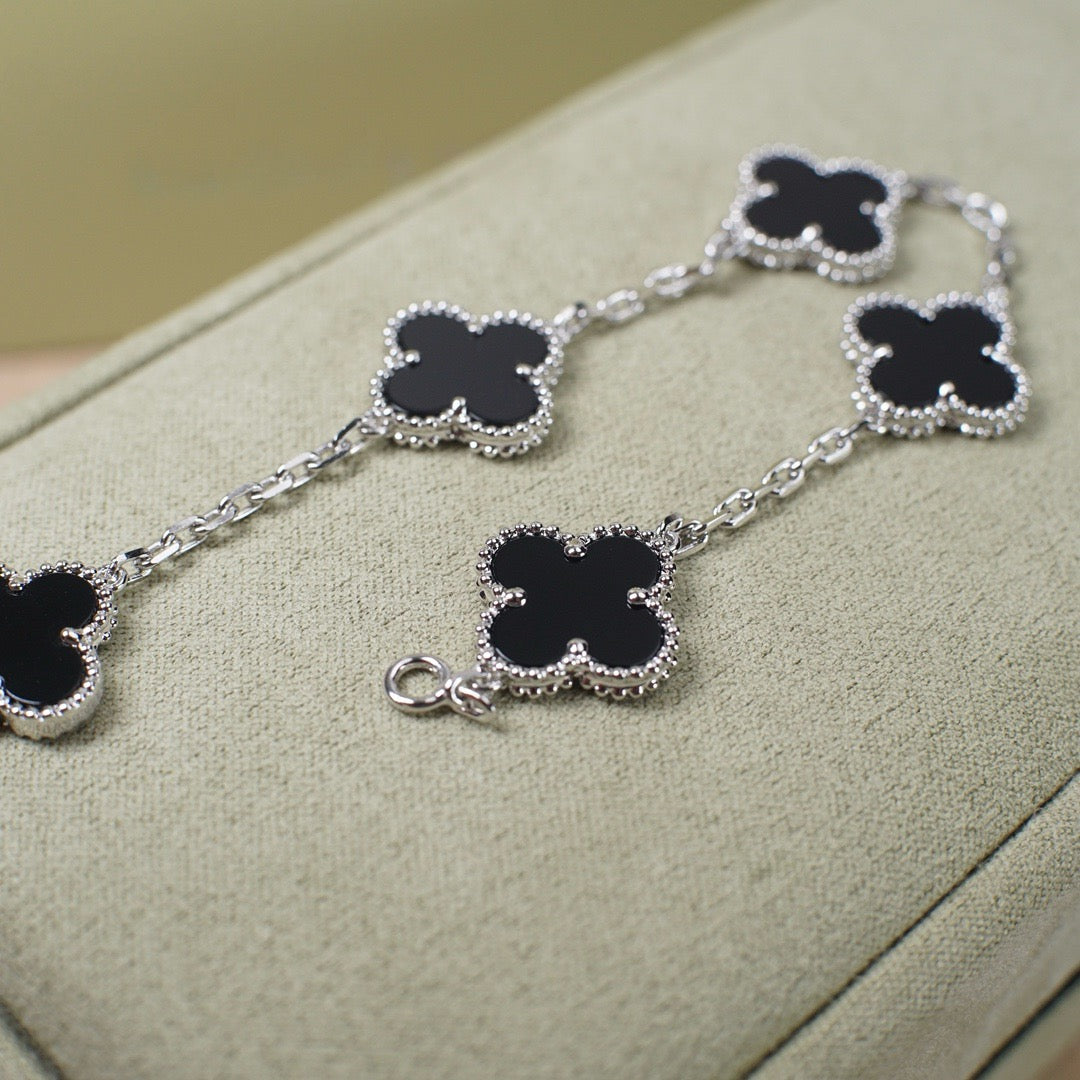 [Moco]CLOVER 5 MOTIF ONYXS  BRACELET SILVER