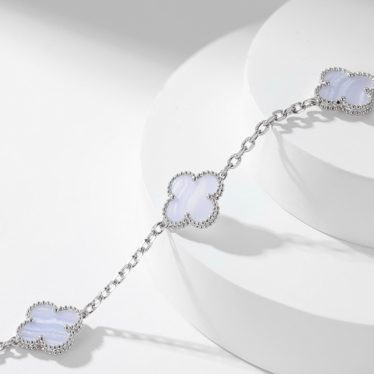 [ROYAL]CLOVERS THE  10-MOTIFS PURPLE CHALCEDONY NECKLACE