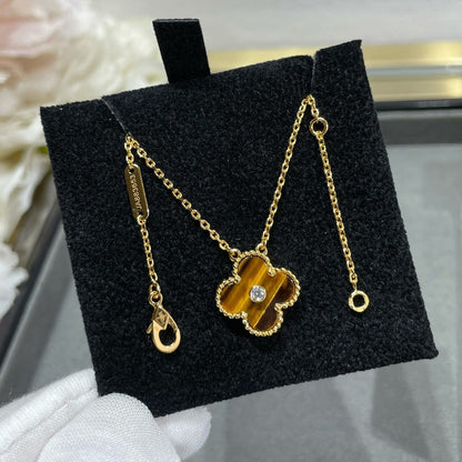 [Moco]CLOVER 15MM DIAMOND AND YELLOW TIGER'S EYE AGATE necklace