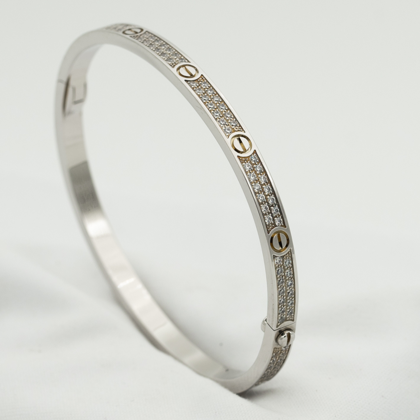 [Moco] LIEBE ARMBAND 3,65 MM MIT DIAMANTEN