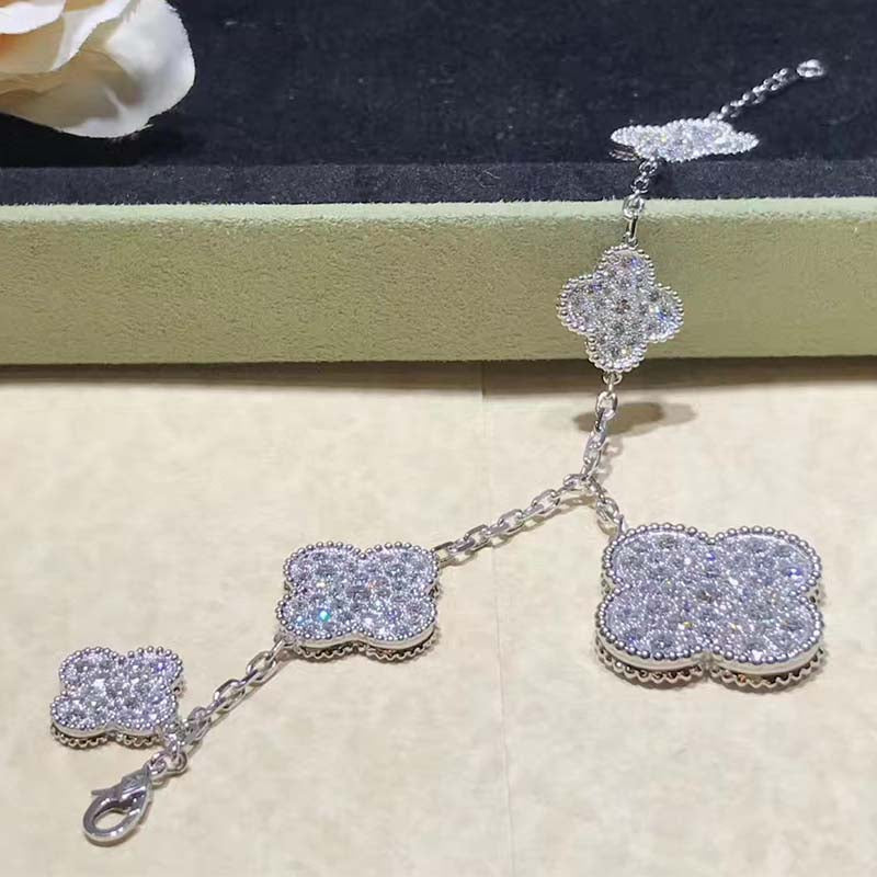 [Moco]CLOVER 6 MOTIFS SILVER DIAMOND BRACELET