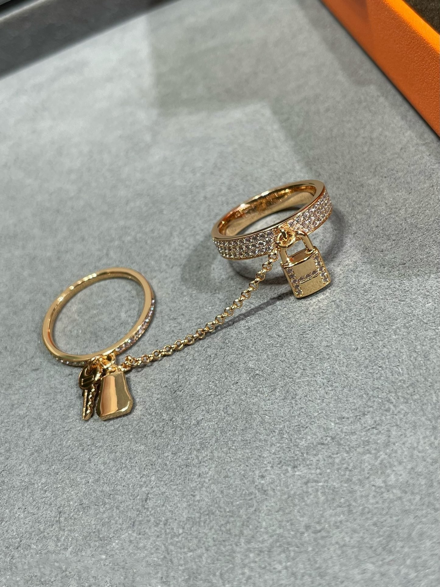 [Moco]HM KELLY CLOCHETTE DOUBLE RING IN  WITH DIAMONDS